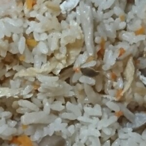 簡単で凄く美味しい「　しめじご飯　」★